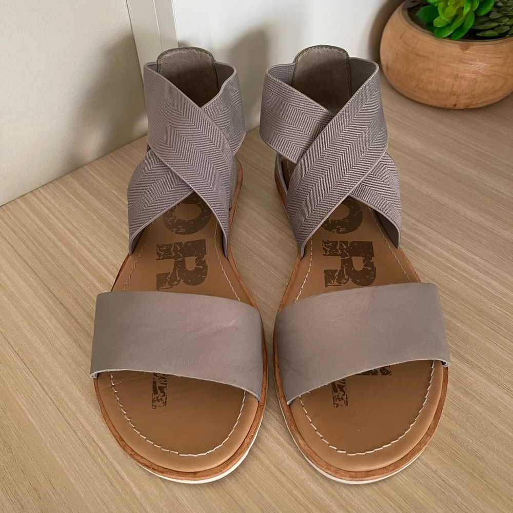 Sorel Ella II sandals Sz 6.5